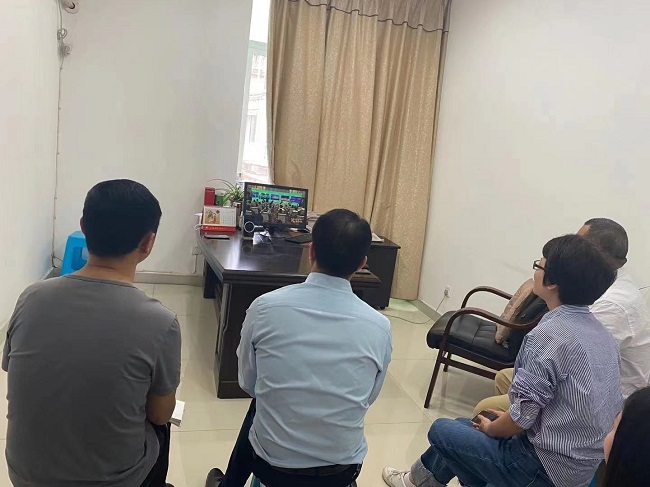 e579418ab7f244a9ed1c198553ce438.jpg e579418ab7f244a9ed1c198553ce438.jpg