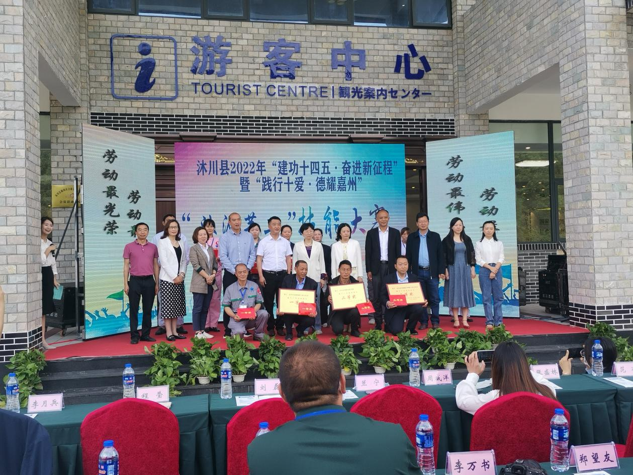 C:\Users\Administrator\Desktop\图片9.png C:\Users\Administrator\Desktop\图片9.png