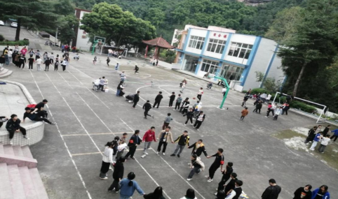 1665975706197.png 1665975706197.png