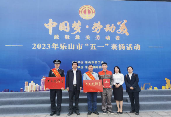 1682653939802.png 1682653939802.png