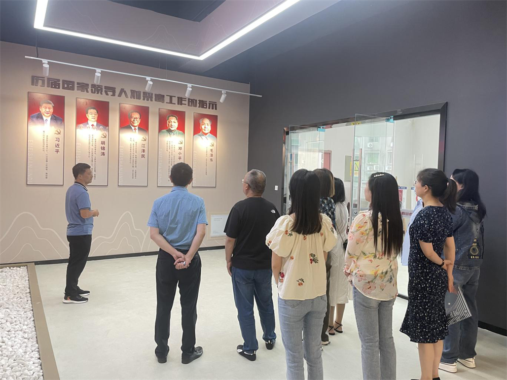 图片2.png 图片2.png