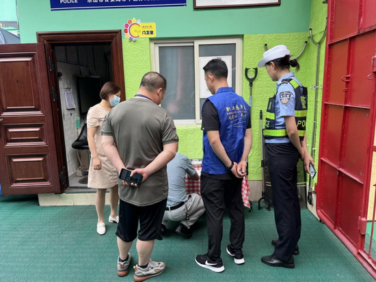 图片2.png 图片2.png