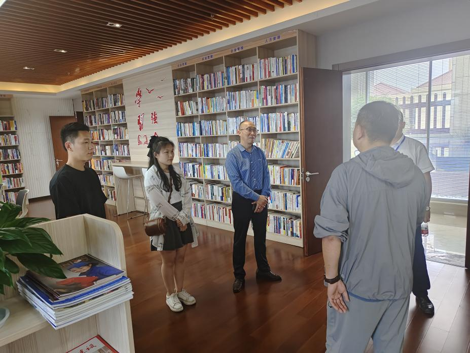 图片2.png 图片2.png