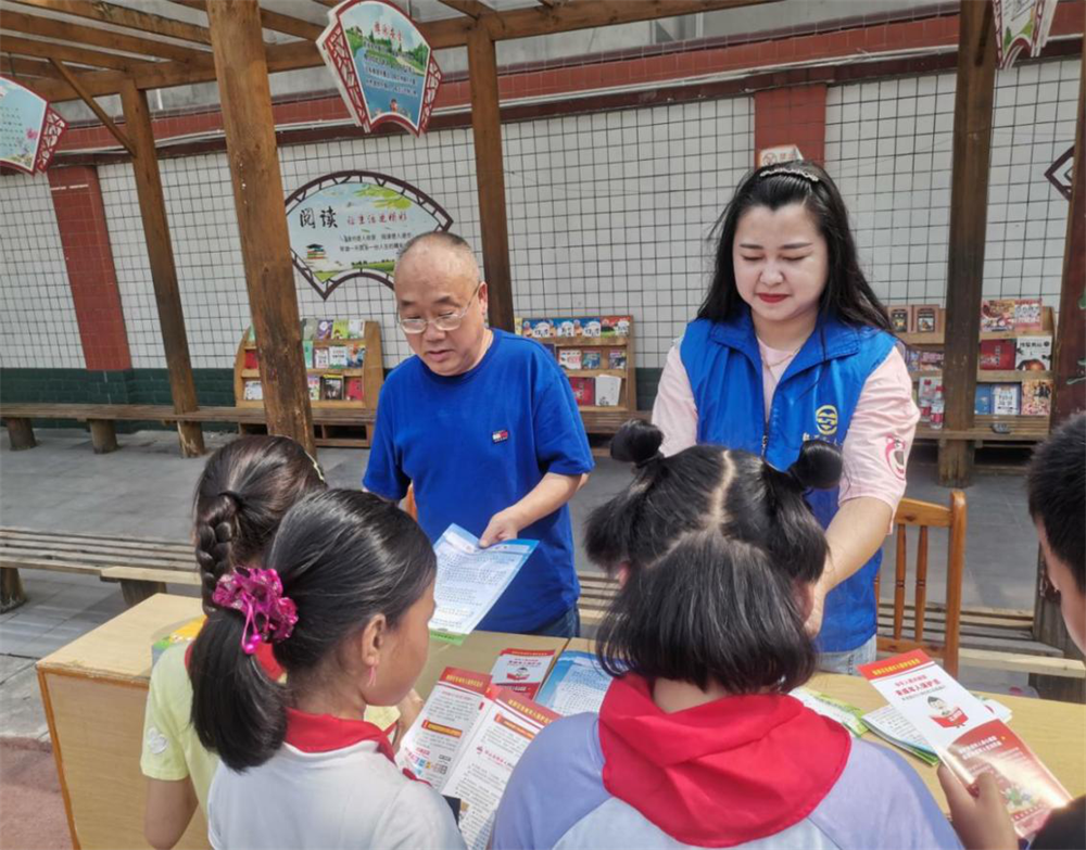 图片2.png 图片2.png