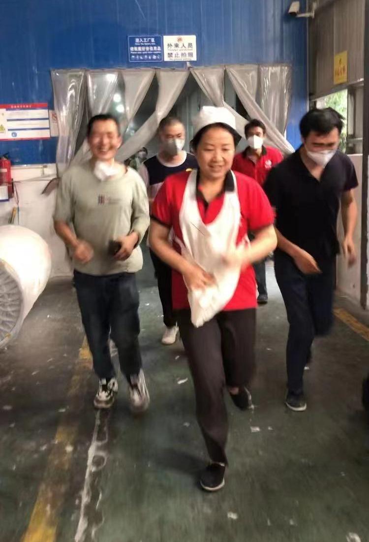 图片2.jpg 图片2.jpg