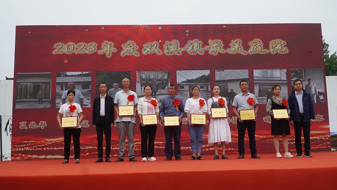 6516bc64e4b0981f1776a960.jpg 6516bc64e4b0981f1776a960.jpg