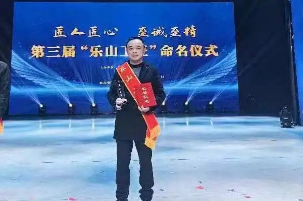 图片3.jpg 图片3.jpg