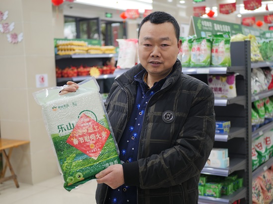 e565c9bdc7ad86b14177a92aa9cff59.jpg e565c9bdc7ad86b14177a92aa9cff59.jpg