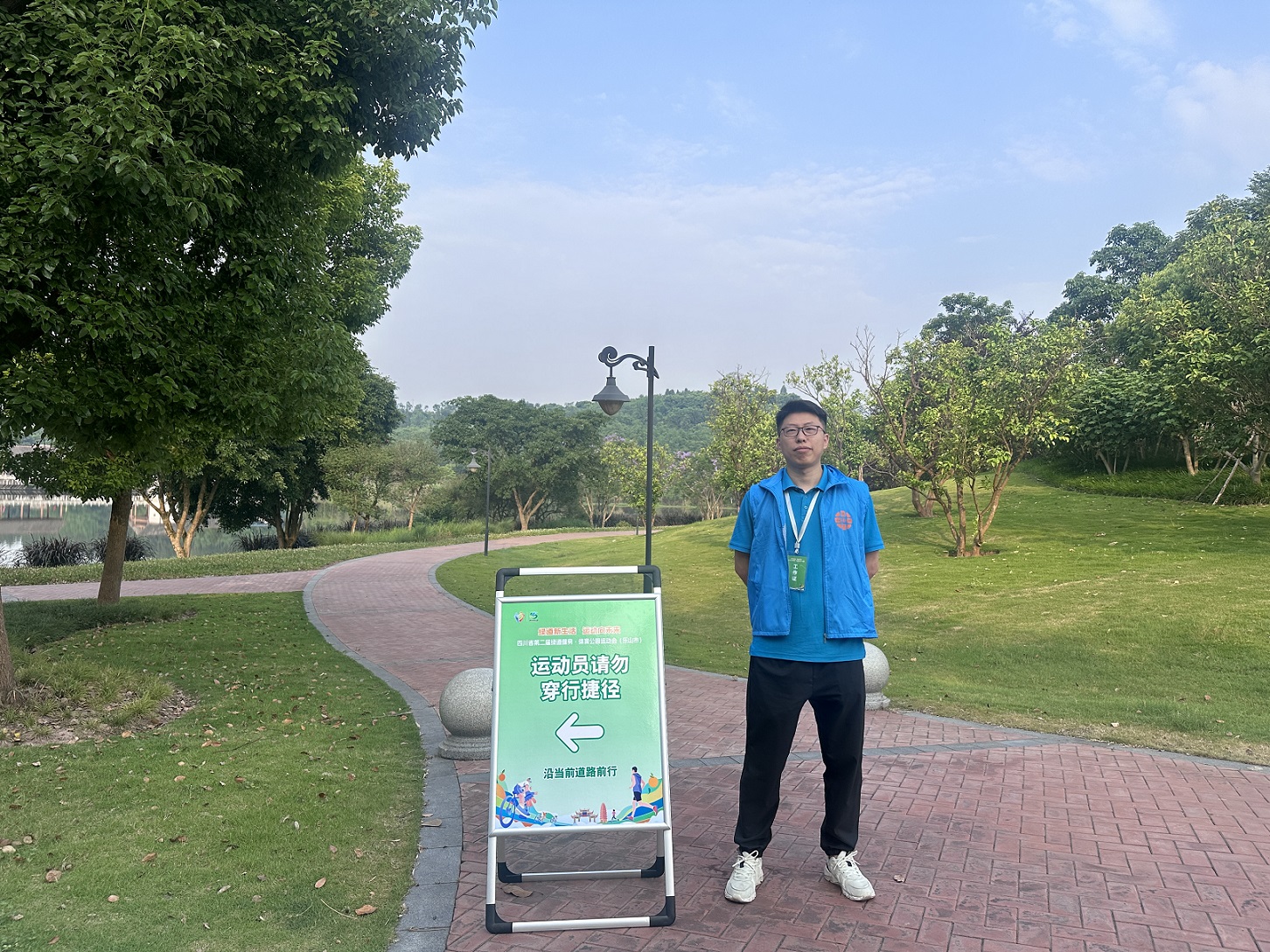 e6b840693936e571df3cced35dd5673.jpg e6b840693936e571df3cced35dd5673.jpg