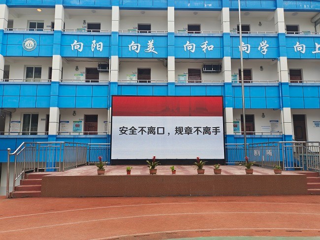 fc32a54847d4e1935455ae79461800aa.jpg fc32a54847d4e1935455ae79461800aa.jpg