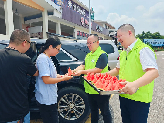 图片2.png 图片2.png