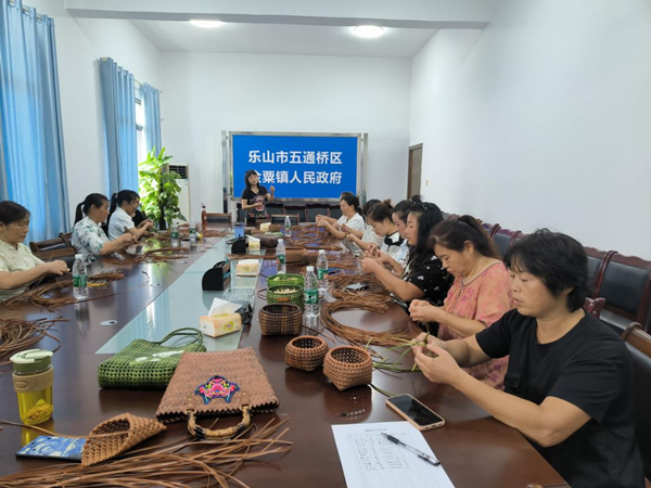 图片2_副本.png 图片2_副本.png