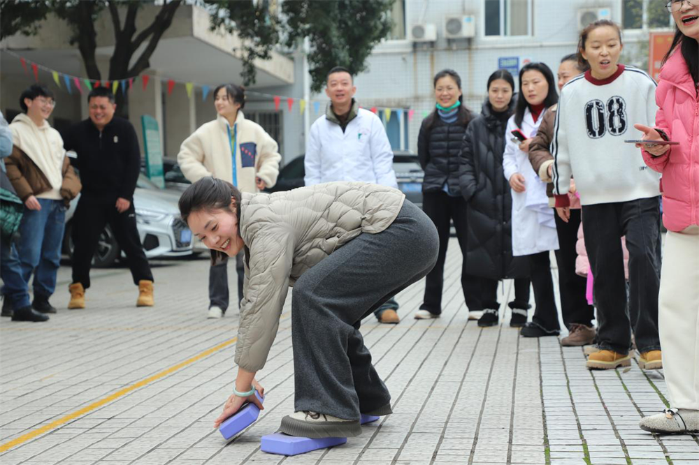 图片2.png 图片2.png